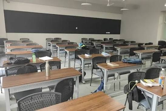 RV University Classrooms - Classrooms Rv